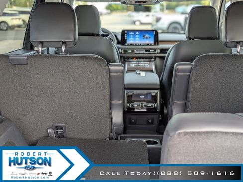 New 2026 Lincoln Aviator Reserve w/ Jet Appearance Package image 13