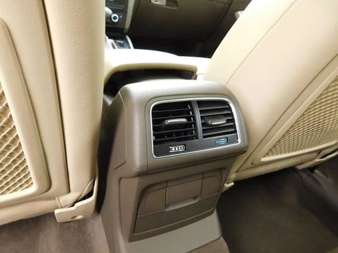 Used 2016 Audi Q5 2.0T Premium Plus w/ Technology Package image 11
