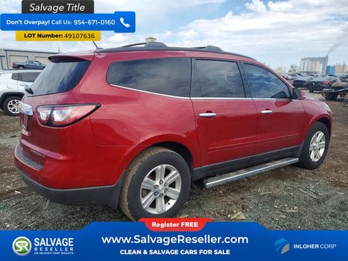 Used 2014 Chevrolet Traverse LT w/ LPO, 'HIT The Road' Package FWD image 4
