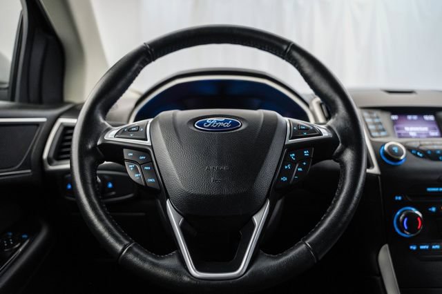 Used 2015 Ford Edge SEL FWD image 47