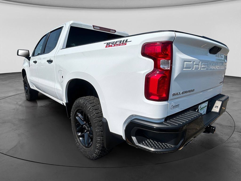 Used 2020 Chevrolet Silverado 1500 Custom Trail Boss w/ Custom Convenience Package AWD/4WD image 3
