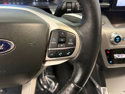 Certified 2022 Ford Explorer XLT w/ Equipment Group 202A image 19