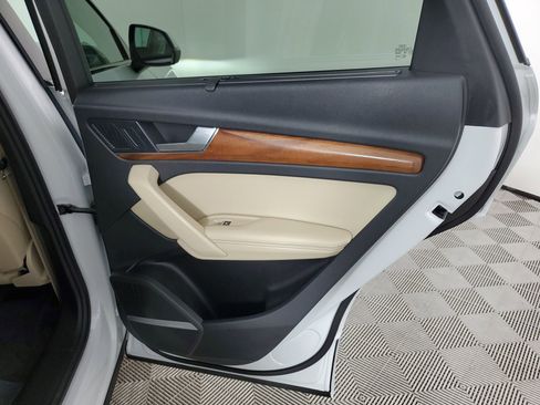 Certified 2023 Audi Q5 2.0T Premium Plus w/ Premium Plus Package image 27