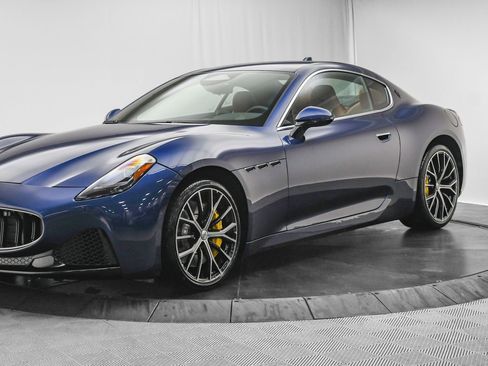 New 2025 Maserati GranTurismo Modena image 3