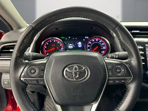 Used 2019 Toyota Camry XSE FWD image 22