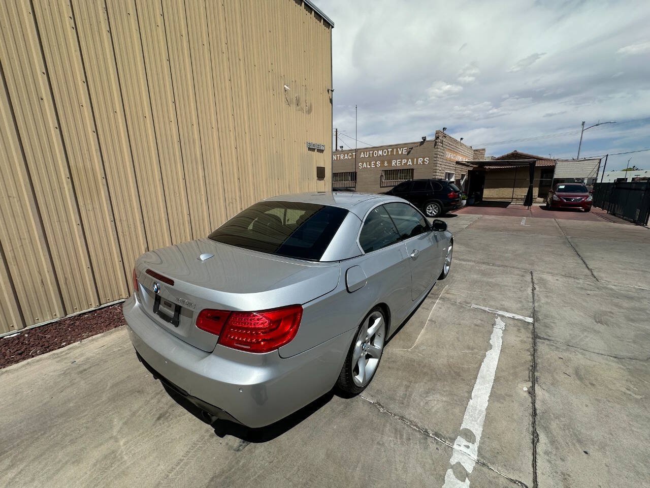 Used 2013 BMW 335i Convertible RWD image 30