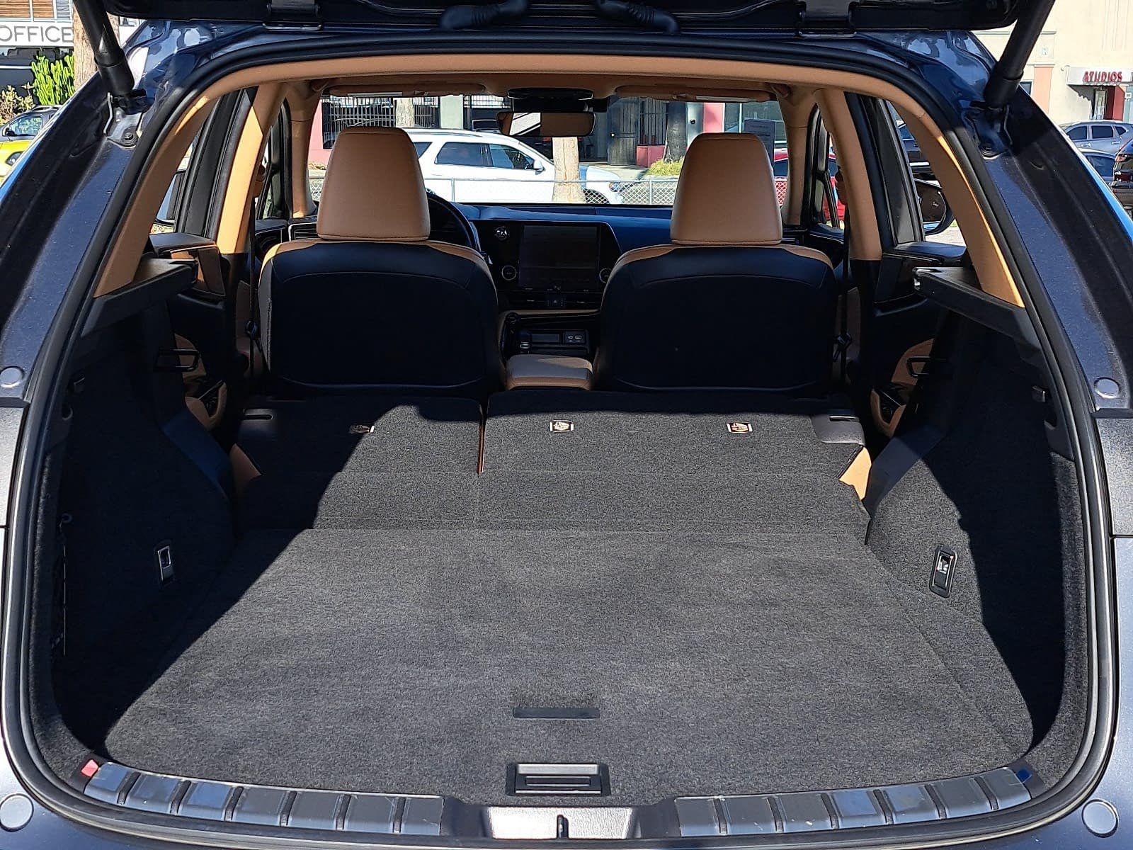 Used 2024 Lexus NX 250 FWD w/ Cold Area Package image 14