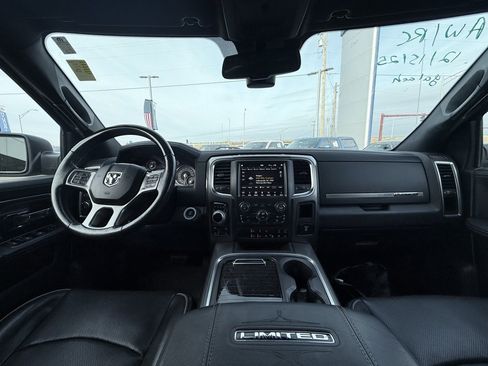 Used 2018 RAM 1500 Limited image 24