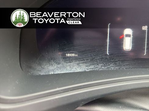 Used 2024 Toyota Grand Highlander Platinum image 1