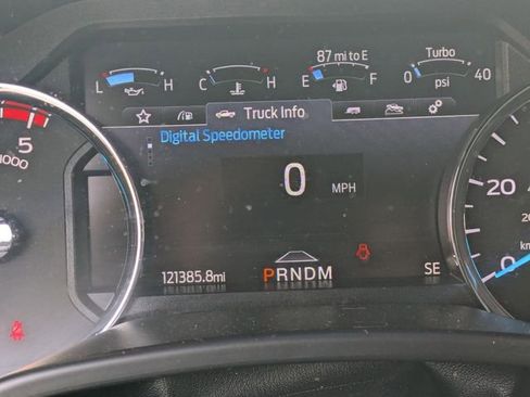 Used 2021 Ford F450 Platinum w/ FX4 Off-Road Package AWD/4WD image 19