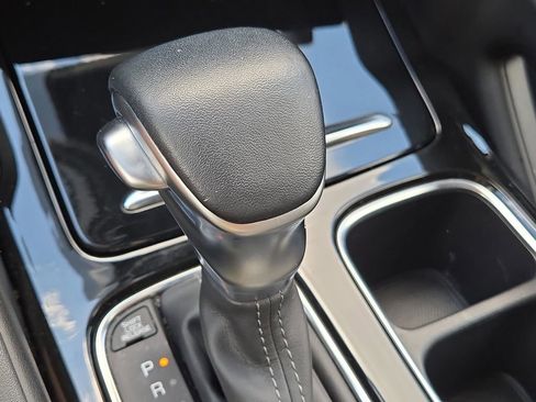 Certified 2024 Kia Telluride S w/ S Sunroof Package image 23