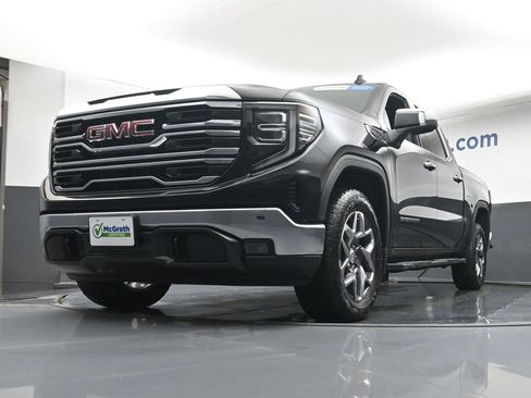 Used 2022 GMC Sierra 1500 SLT w/ SLT Convenience Package AWD/4WD image 6