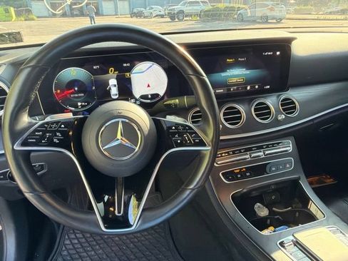 Used 2023 Mercedes-Benz E 350 4MATIC Sedan image 15