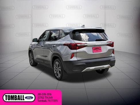Used 2022 Kia Seltos LX AWD/4WD image 6