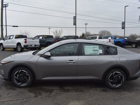 New 2026 Kia K4 EX image 7