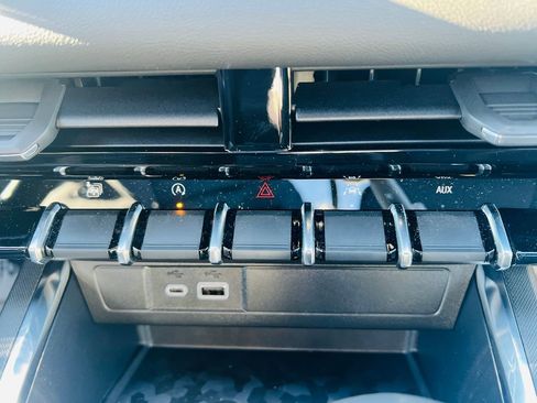 New 2026 GMC Canyon Elevation w/ Convenience Package image 30