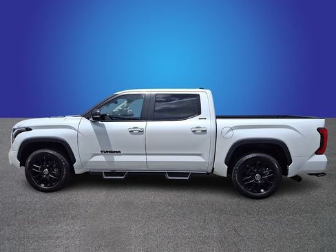 Used 2024 Toyota Tundra Limited AWD/4WD image 7