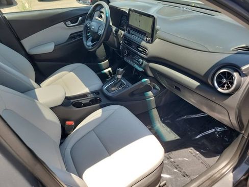 Used 2023 Hyundai Kona Limited FWD image 21
