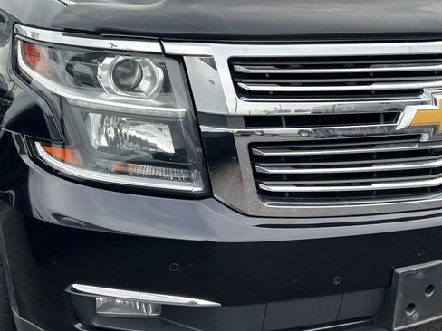 Used 2020 Chevrolet Suburban Premier w/ Premier Plus Edition AWD/4WD image 9