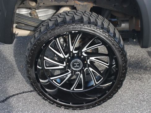 Used 2024 Chevrolet Silverado 2500 Custom w/ Custom Convenience Package AWD/4WD image 38