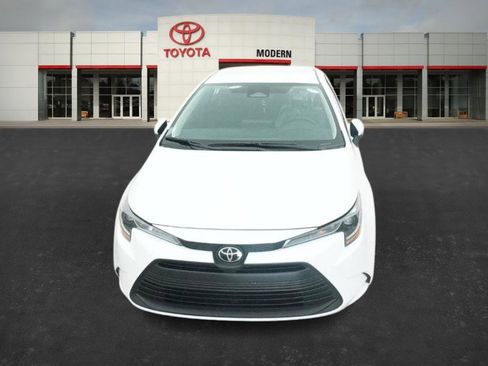 New 2026 Toyota Corolla LE image 2