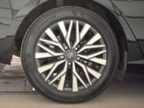 Used 2024 Nissan Altima 2.5 SV image 10