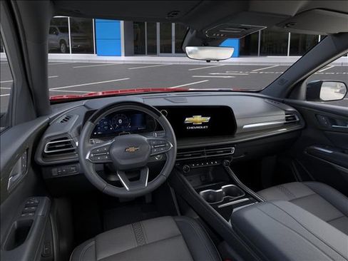 New 2026 Chevrolet Traverse High Country w/ LPO, Floor Liner Package FWD image 15