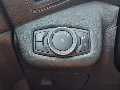 Used 2018 Ford Escape Titanium FWD image 12