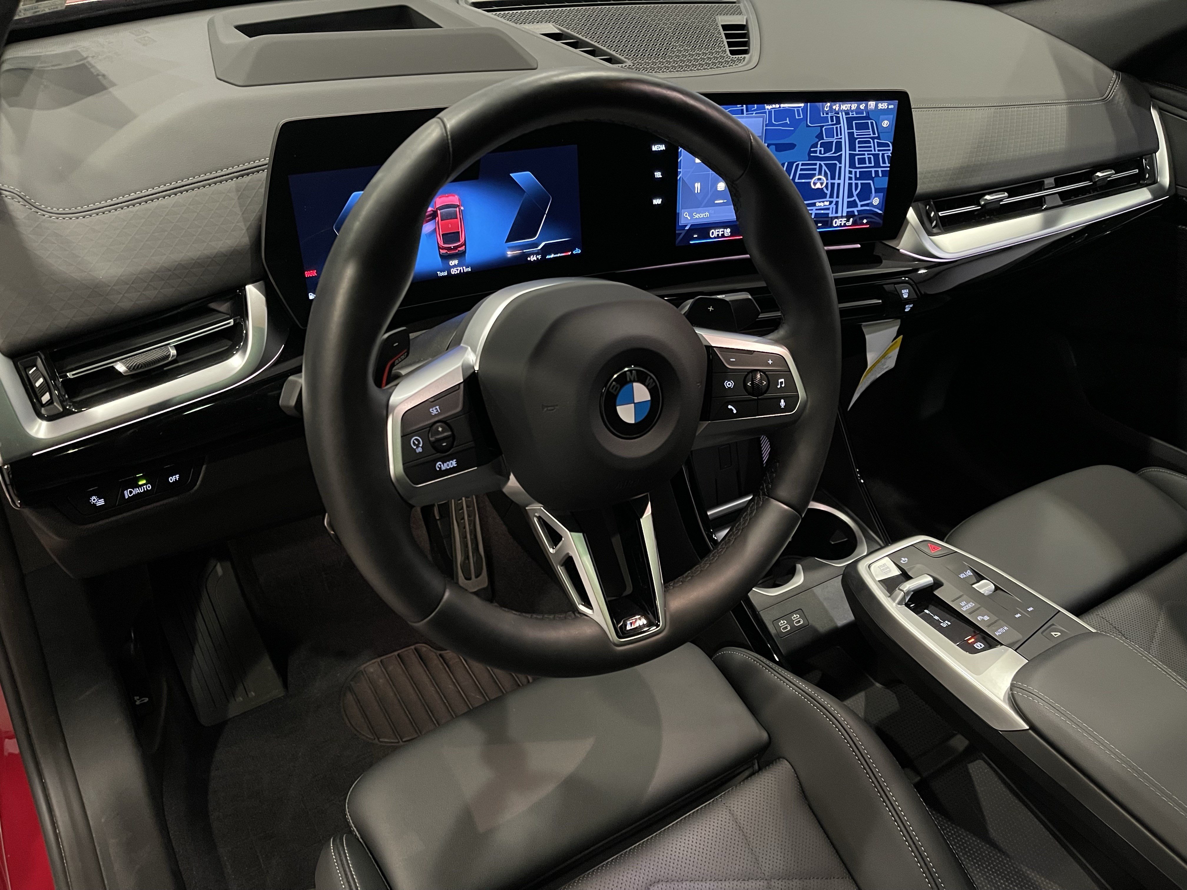 Used 2026 BMW X2 xDrive28i w/ Technology Package AWD/4WD image 13