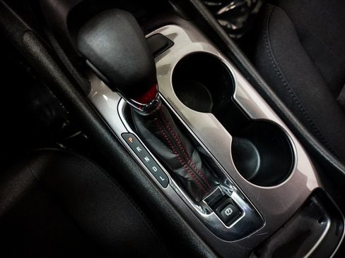 Used 2023 Chevrolet Malibu RS image 23