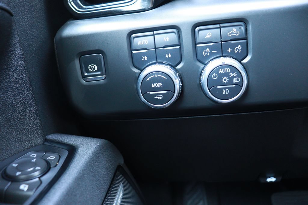 Used 2025 GMC Sierra 1500 AT4 AWD/4WD image 25