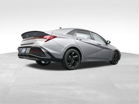 New 2026 Hyundai Elantra SEL Sport image 36