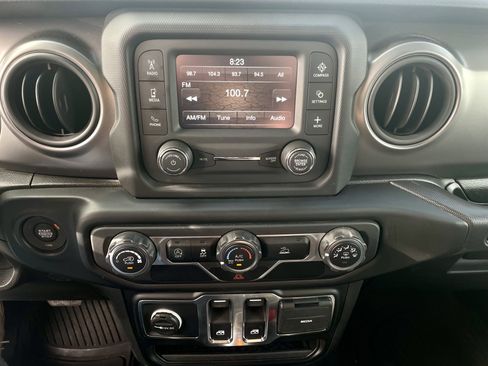 Used 2021 Jeep Wrangler Sport S image 15