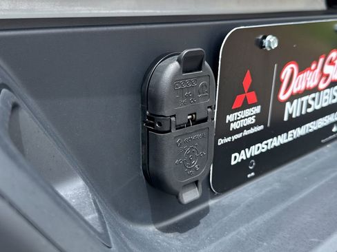 Used 2024 Jeep Gladiator Sport AWD/4WD image 45