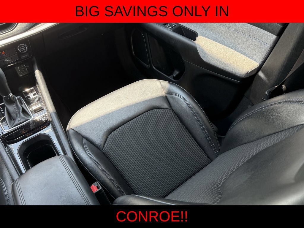 Used 2023 Jeep Compass Latitude AWD/4WD image 27