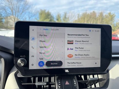 Used 2023 Toyota RAV4 Limited image 19