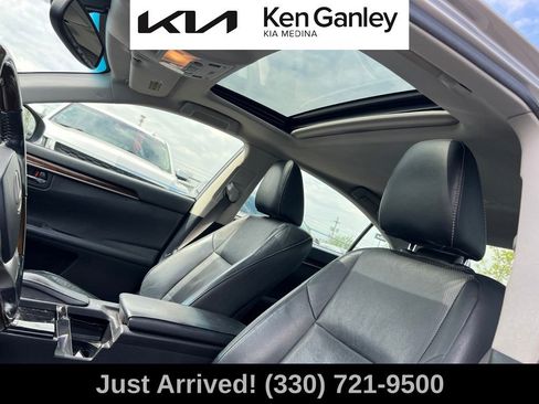 Used 2015 Lexus ES 350 w/ Luxury Package FWD image 11