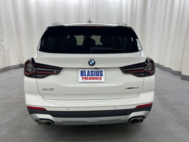 Used 2023 BMW X3 xDrive30i w/ Premium Package AWD/4WD image 5