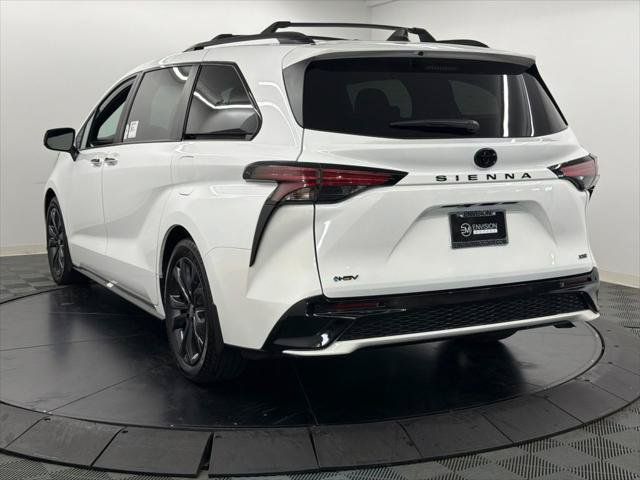 Certified 2026 Toyota Sienna XSE FWD image 12