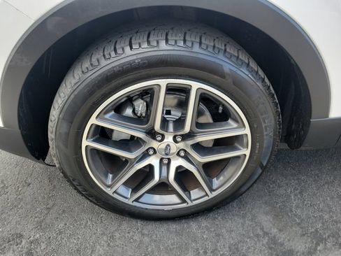 Used 2017 Ford Explorer Sport AWD/4WD image 31