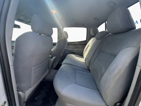 Used 2011 Toyota Tacoma PreRunner RWD image 10