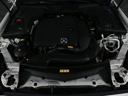 Used 2022 Mercedes-Benz E 350 Sedan image 32