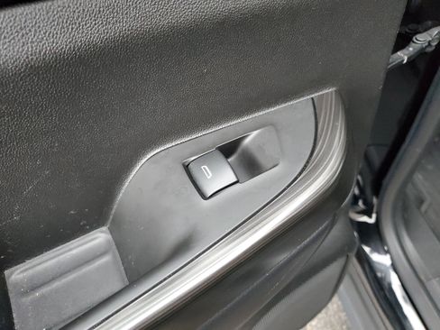 Used 2021 GMC Acadia SLT w/ Premium Package image 34