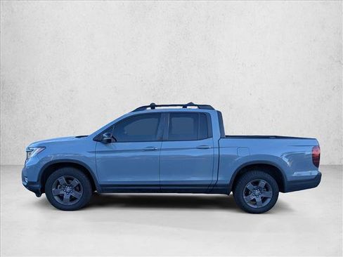 Used 2024 Honda Ridgeline TrailSport image 2