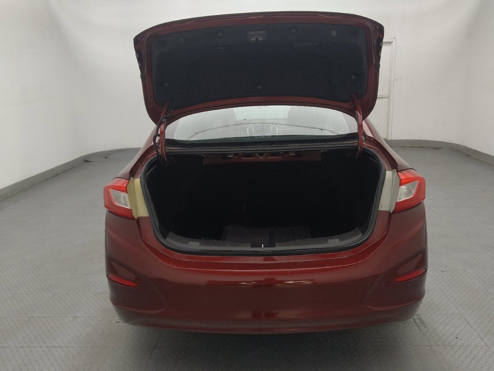 Used 2016 Chevrolet Cruze LT w/ Sun And Sound Package FWD image 29