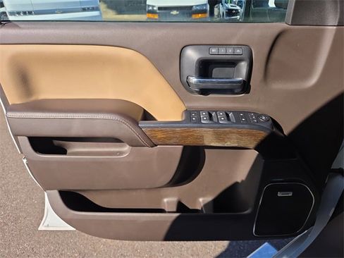 Used 2017 GMC Sierra 3500 Denali w/ Duramax Plus Package image 17