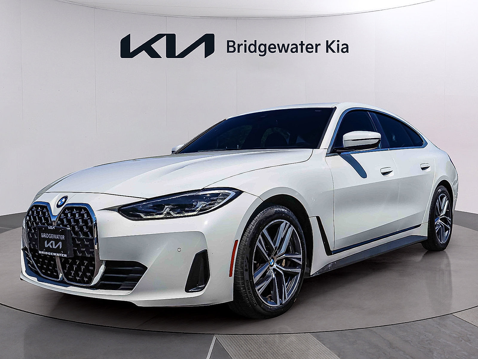 Used 2024 BMW 430i Gran Coupe xDrive w/ Premium Package AWD/4WD image 3