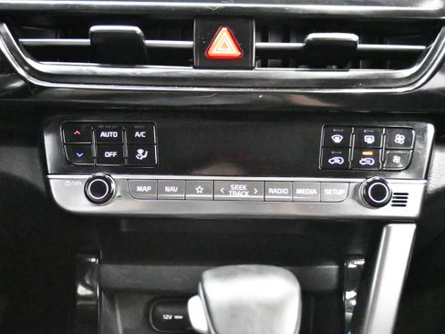 Used 2025 Kia Seltos S FWD image 26