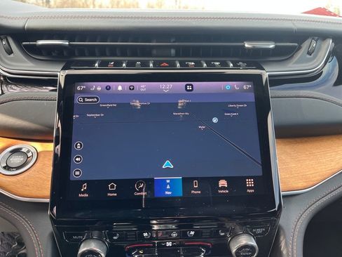 Used 2022 Jeep Grand Cherokee Summit image 19