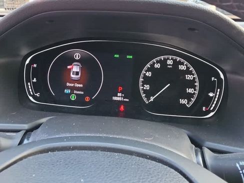 Used 2018 Honda Accord Sport image 7